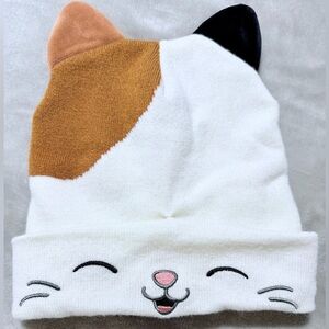 Girls Cam Beanie nwot